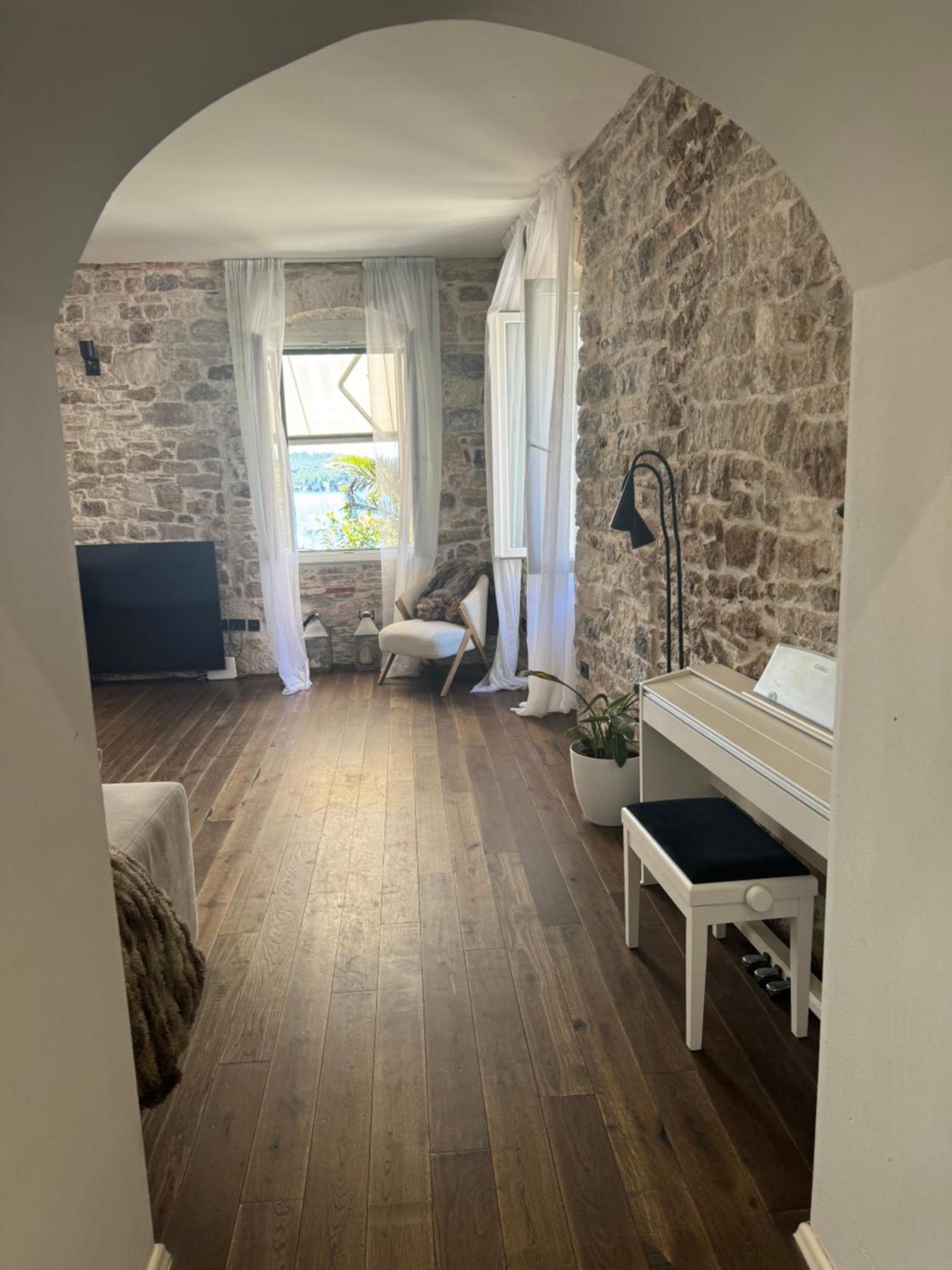 Grand Terrace Suite Σίμπενικ Εξωτερικό φωτογραφία