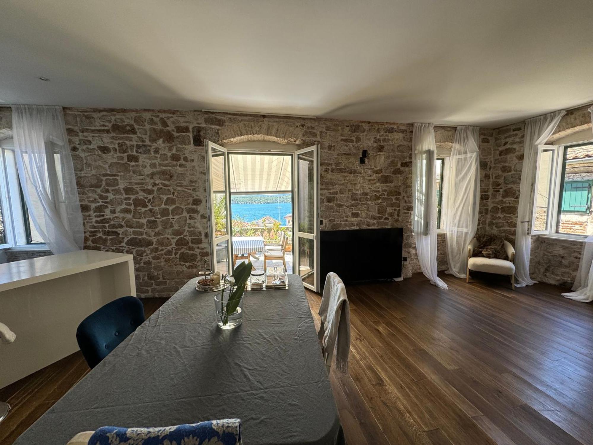Grand Terrace Suite Σίμπενικ Εξωτερικό φωτογραφία